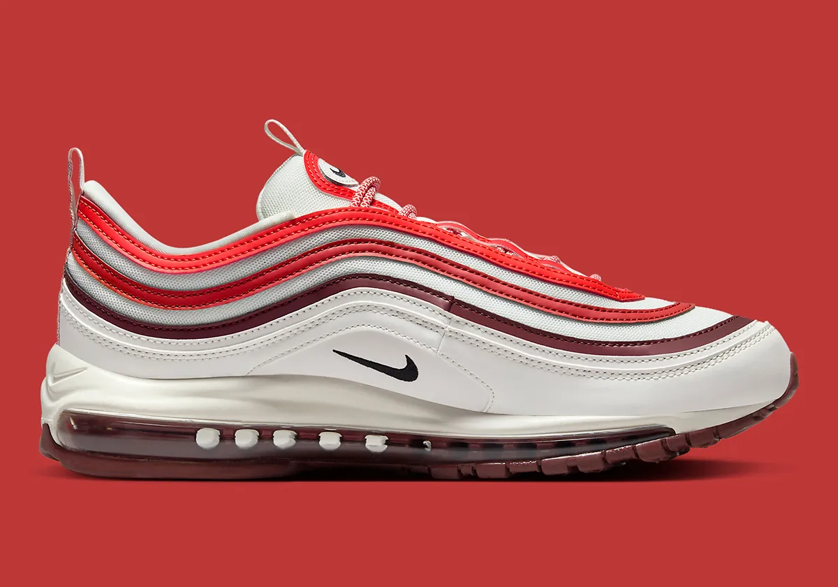 nike-air-max-97-white-dune-red-fn6957-101-3